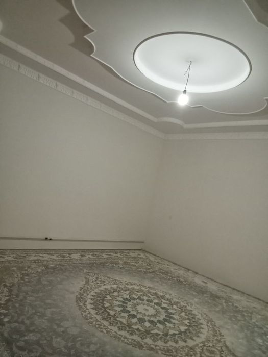 Jizzaxda 6 sotixli kotej sotiladi.