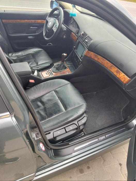 Vând BMW e39 520d