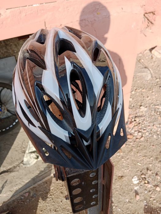 Продам велосипедный шлем