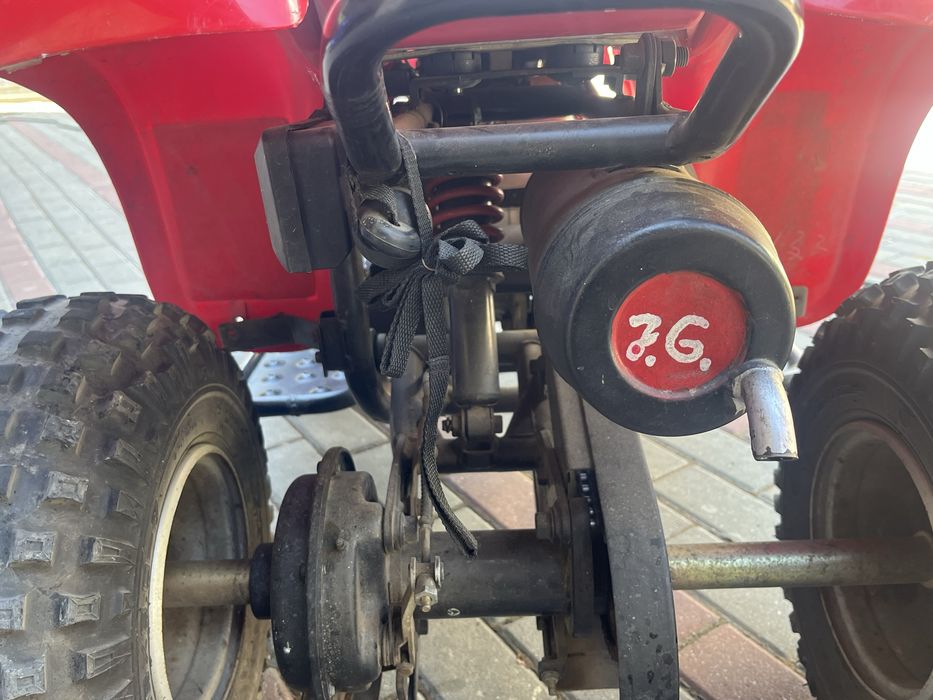 vînd atv de 110 mai multe detal la telefon