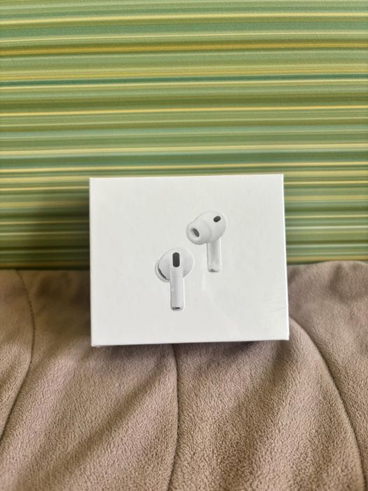 Apple AirPods Pro 3 – Нови, Неразопаковани!