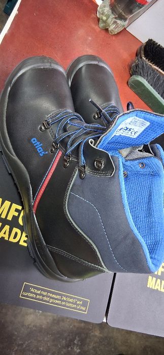 Bocanci    munca     Atlas