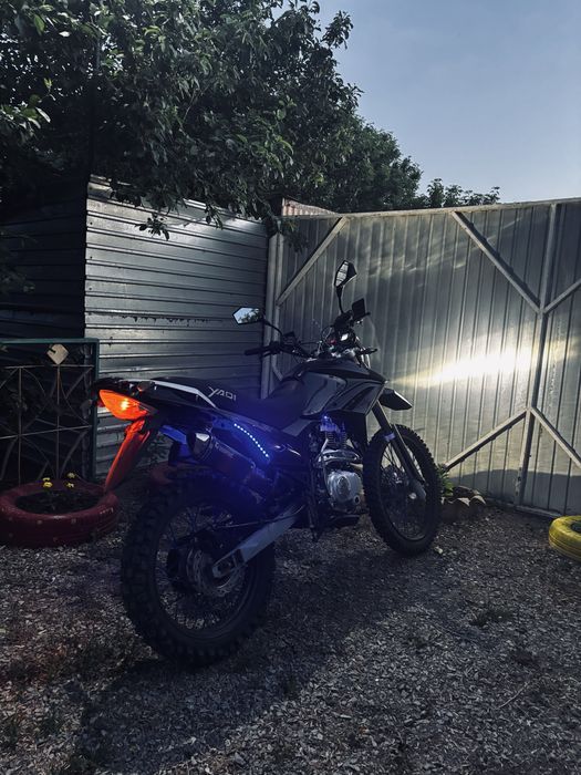 Продам тур эндуро yaqi 250-4