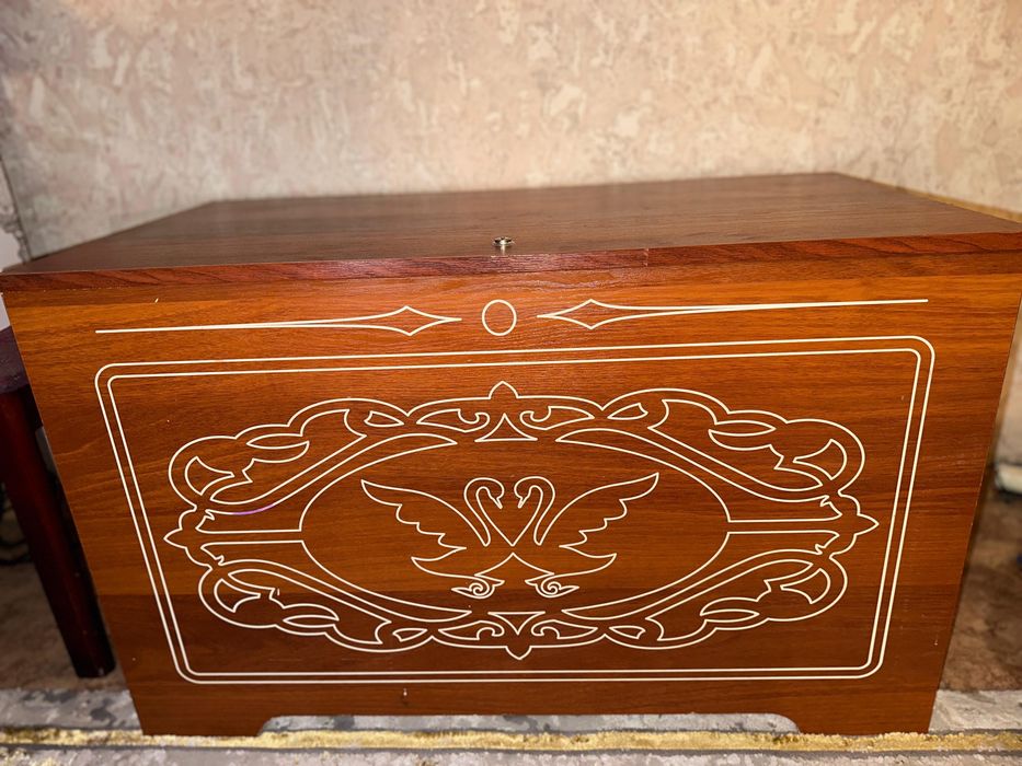 Сундук б/у состояние отличное