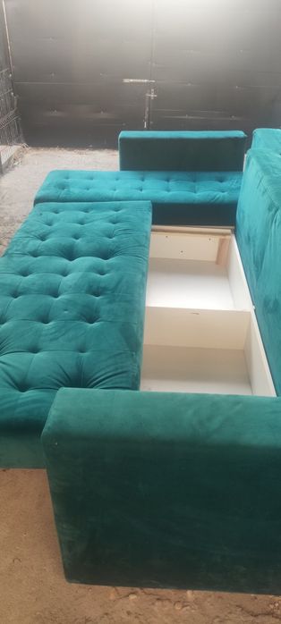 Colțar extensibil catifea verde smarald | Ladă depozitare | 1200 lei