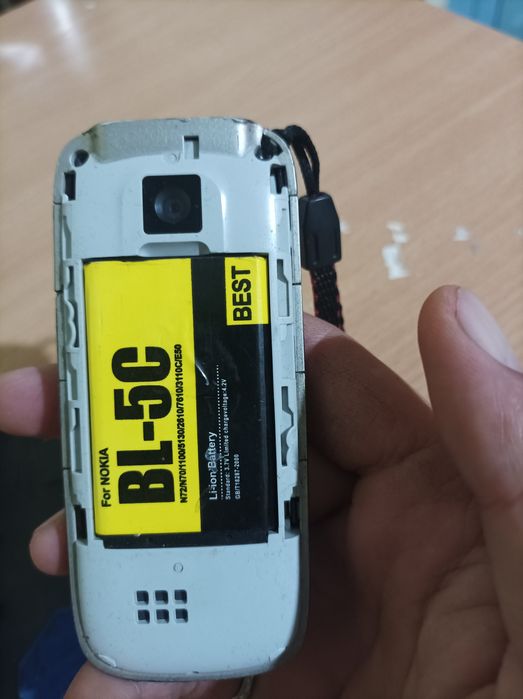 Nokia 5130 narxi 250000