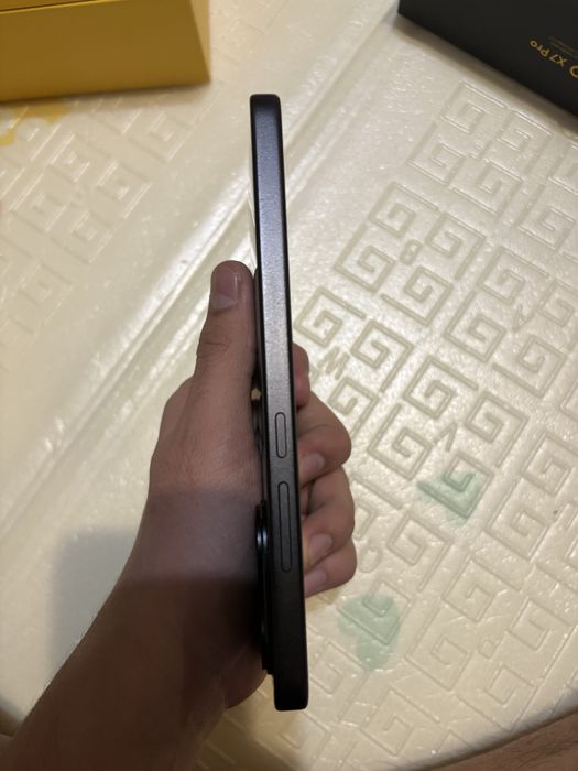 Poco X7 pro.