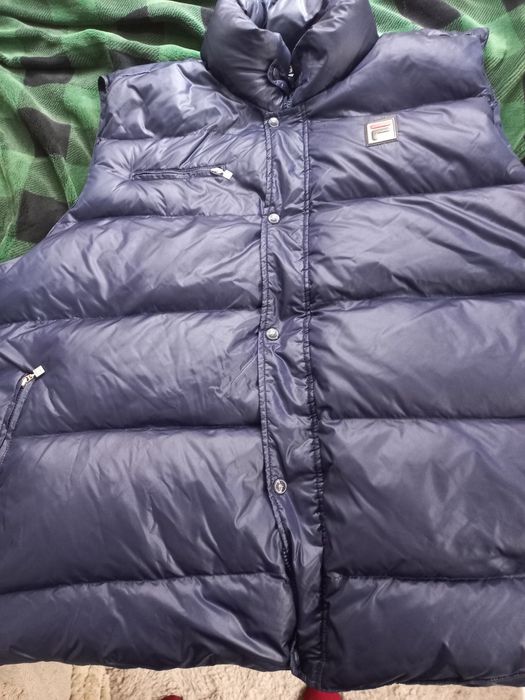 Продавам мъжки елек