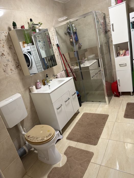 Vand Apartament 3 camere