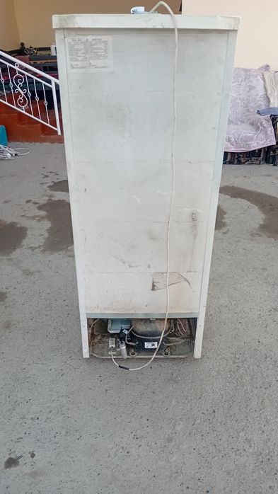 Холодильник сотилади Продам холодильник "SINO 307"