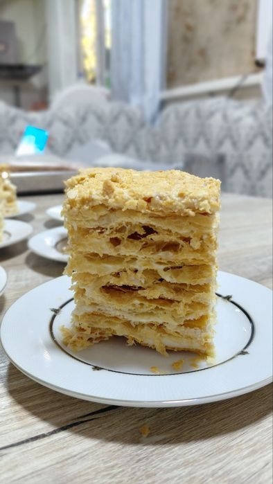 Чучвара, сомса хамир, напалеон, медовый