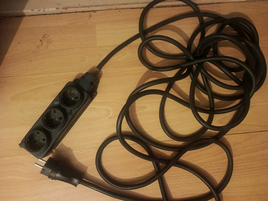 Срочна продам удленитеь