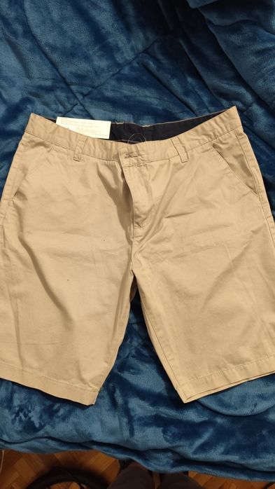 Мъжки бермуди бежови и тъмно сини