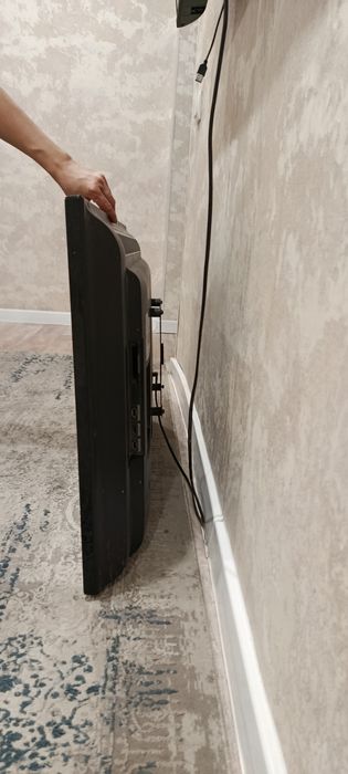 Продам телевизор срочно