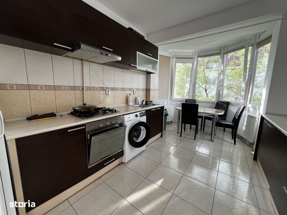Apartament de 3 camere, 68 mp, parcare Buna Ziua