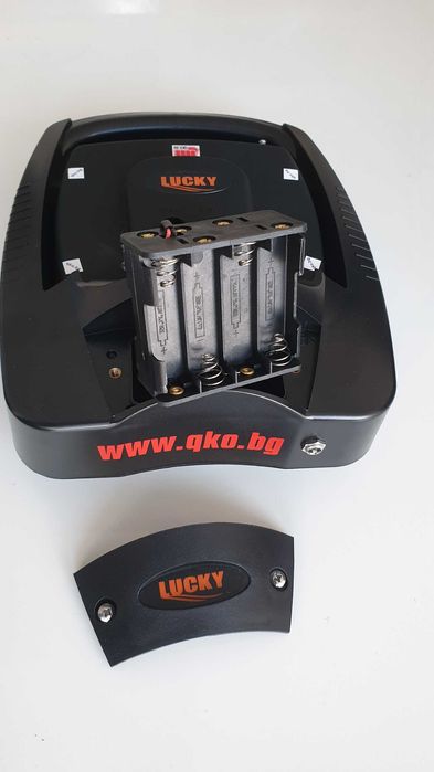 Лодка за захранка със сонар Lucky FF918 може и по отделно