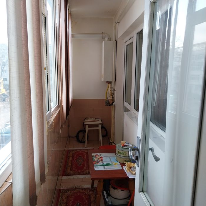 Apartament 4 camere transformat în 3 camere