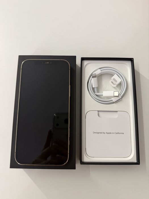 Iphone 12 Pro gold