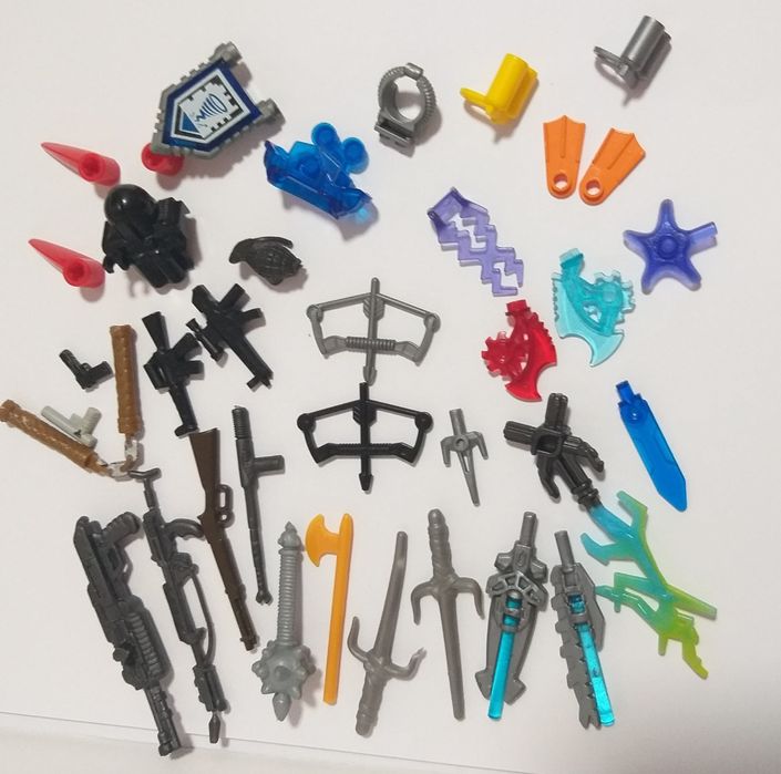 Lego детали, маски