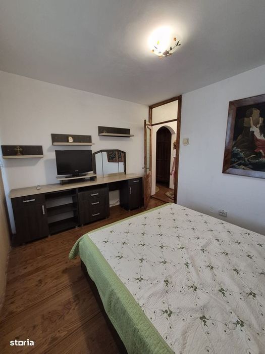 Apartament decomandat, două camere, mobilat, utilat, Brazda lui Novac — fotografia 3