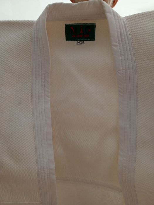 продам кимоно белого цвета