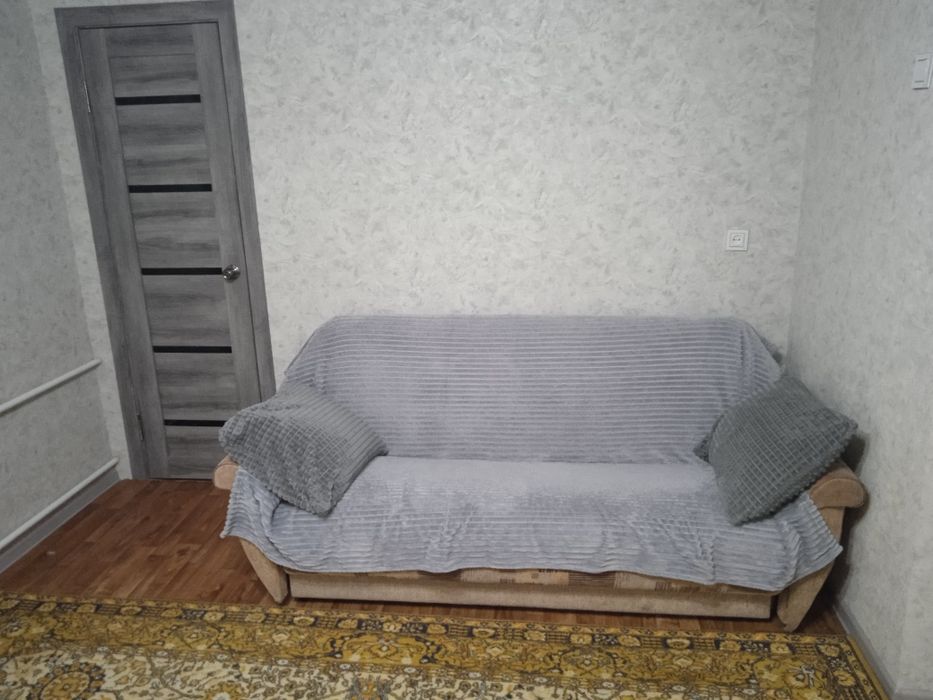 Полуторка в центре города в районе ЦУМа