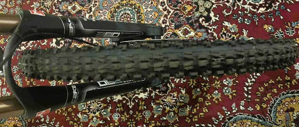 Планински велосипед Mondraker Downhill/Freeride