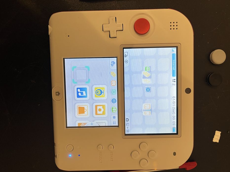Nintendo 2ds rosu