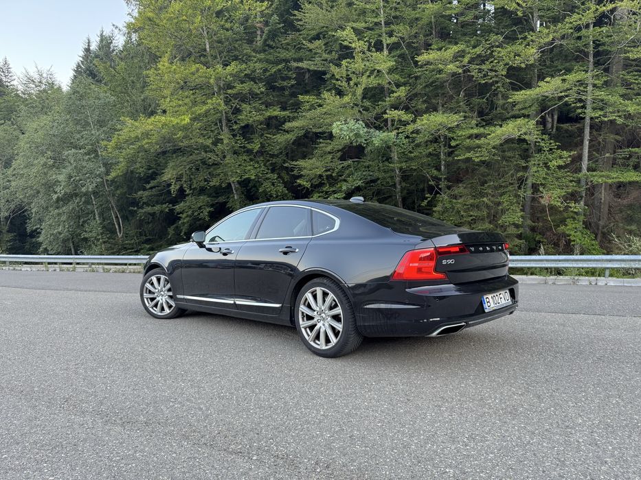 Volvo S90 AWD – T6 | Inscription | 320 CP | Full LED Matrix | Bowers & Wilkins