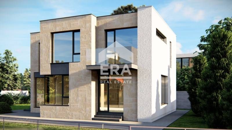 Двуетажна новострояща се къща с Акт 15 за продажба, с двор и паркомяст