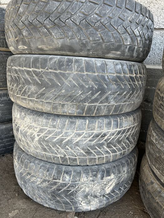 Бу шины 8 шт 215,65,16