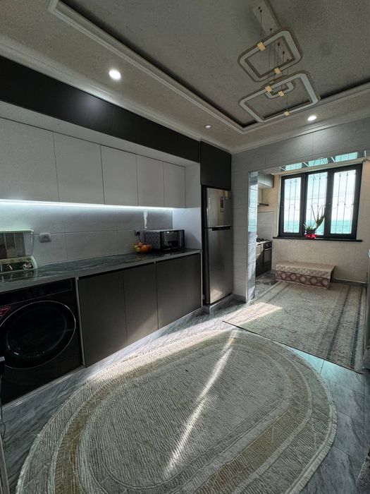 Uy sotiladi massiv 7