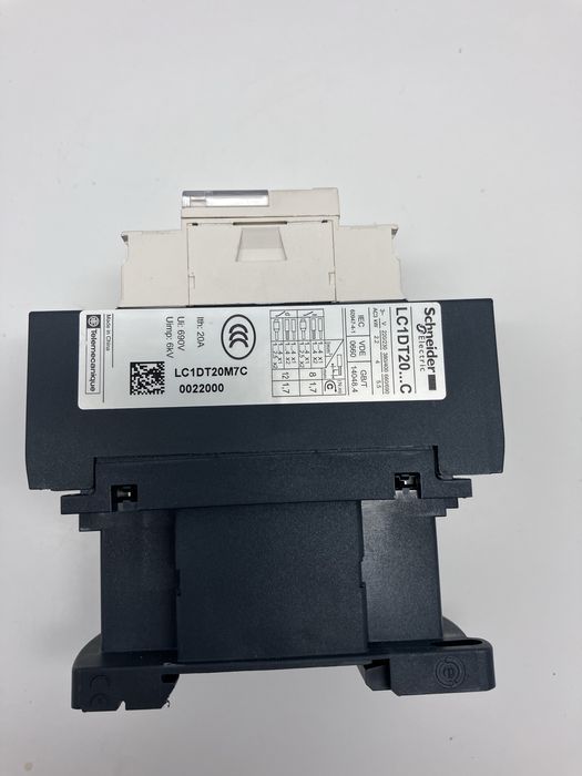 Контактор “Schneider” 20A