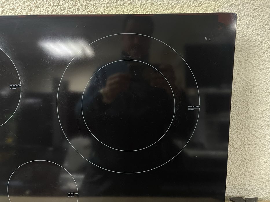 Индукционен готварски плот AEG - 88101K