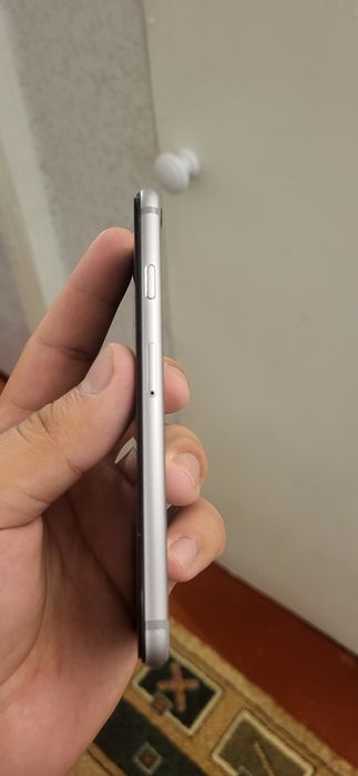 Срочно продам IPhone 6