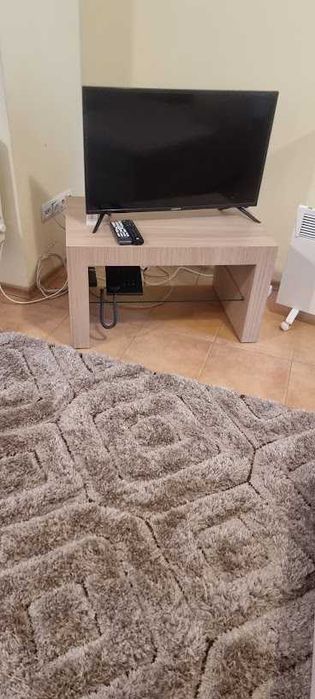 Продавам Трапезнз маса