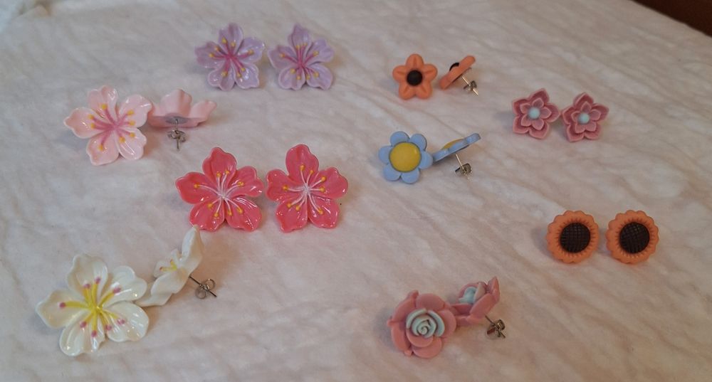 Cercei sub forma de flori. Cadou iubita, mama