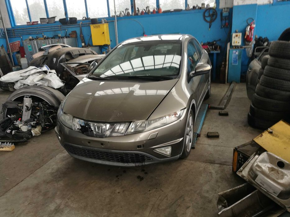 Таван със стъклен  панорамен  люк за Хонда Сивик/Honda Civic 2007-2011