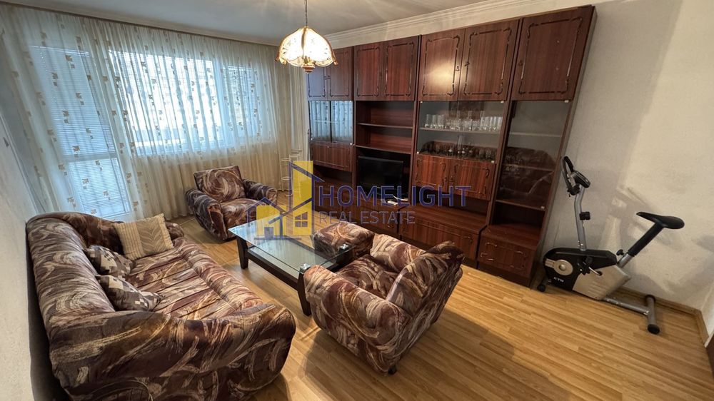 Четиристаен апартамент в кв. Красна поляна 1