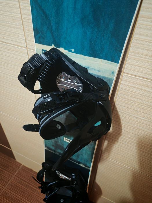 Placa snowboard 152 Nitro -legaturi boots Burton