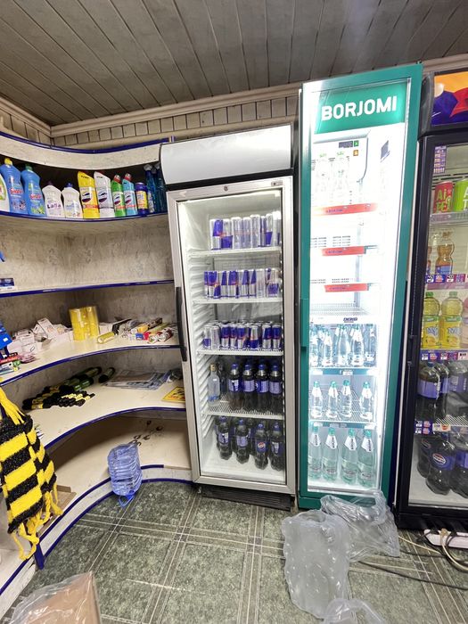 Холодильник для магазина