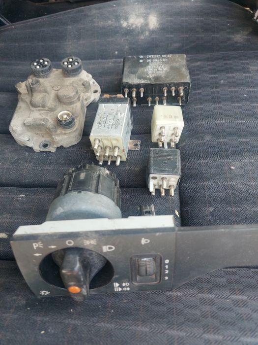 Мерседес 124w. 200E.
