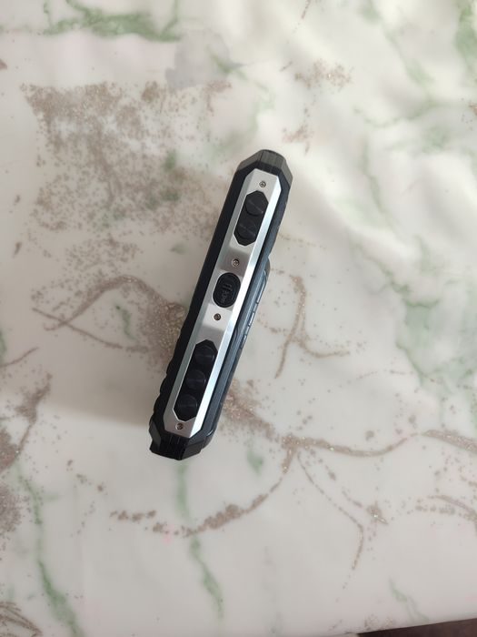 Телефон Простой 3 симк