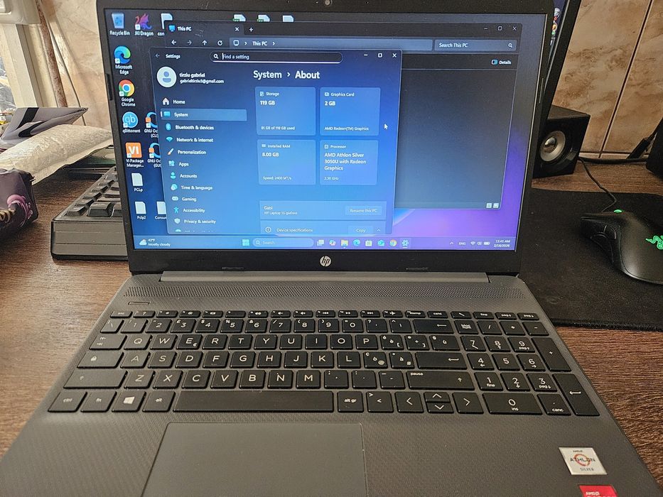 Vând laptop hp 15