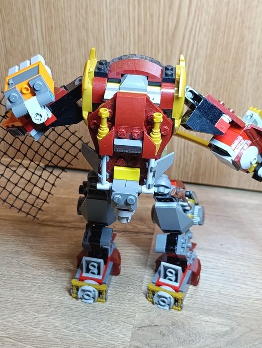 Lego Ninjago Day of The Departed: 70592 Salvage MEC,Sensei Yang, Lloyd