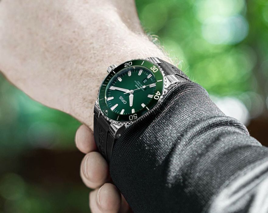 Швейцарские часы фирмы Oris Aquis. Механические с автоподзаводом.