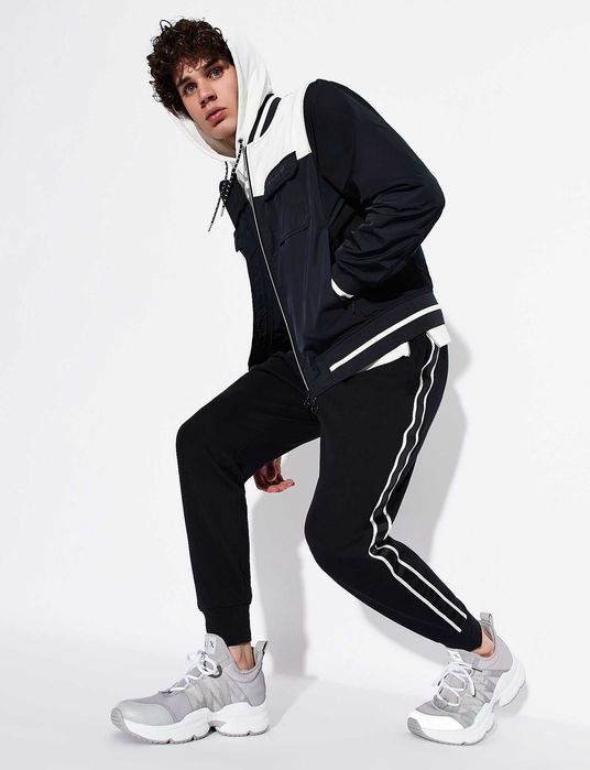 Pantaloni trening Armani Exchange Sweatpants masura S M (2modele)