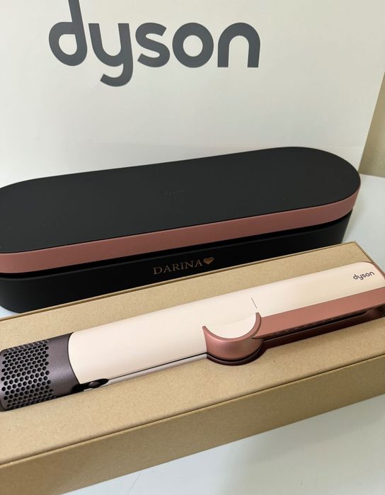 Продам оригинальный именной Dyson Airstrait