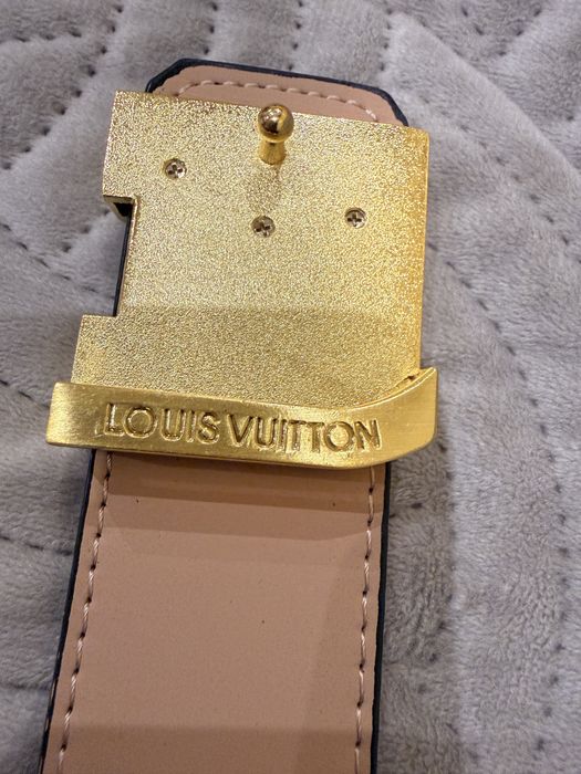 Curea Louis Vuitton