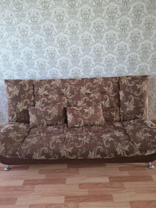 Продам диван б/у